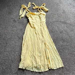Francesca’s Womens Large NWT Yellow Shoulder Tie Dress
